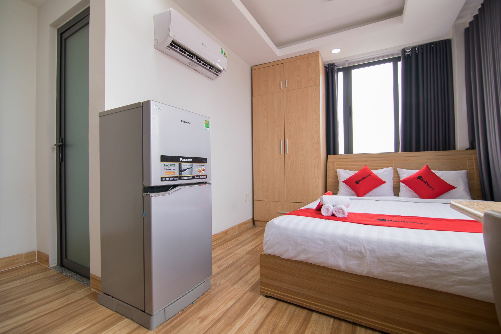 Reddoorz Premium Near E-Town Ξενοδοχείο Πόλη Χο Τσι Μινχ Εξωτερικό φωτογραφία